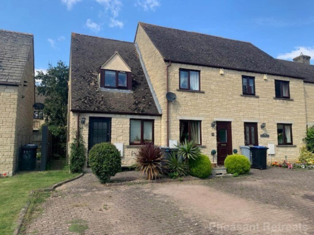 Main image of property: Ralegh Crescent, Witney