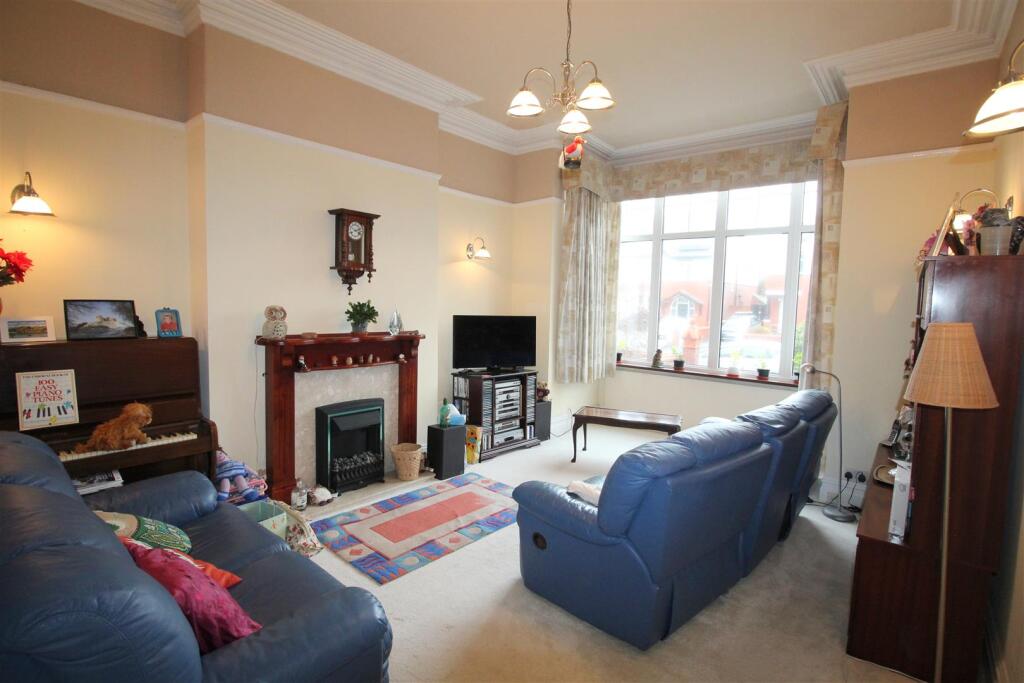 Cartmell Road, Lytham St. Annes photo 2