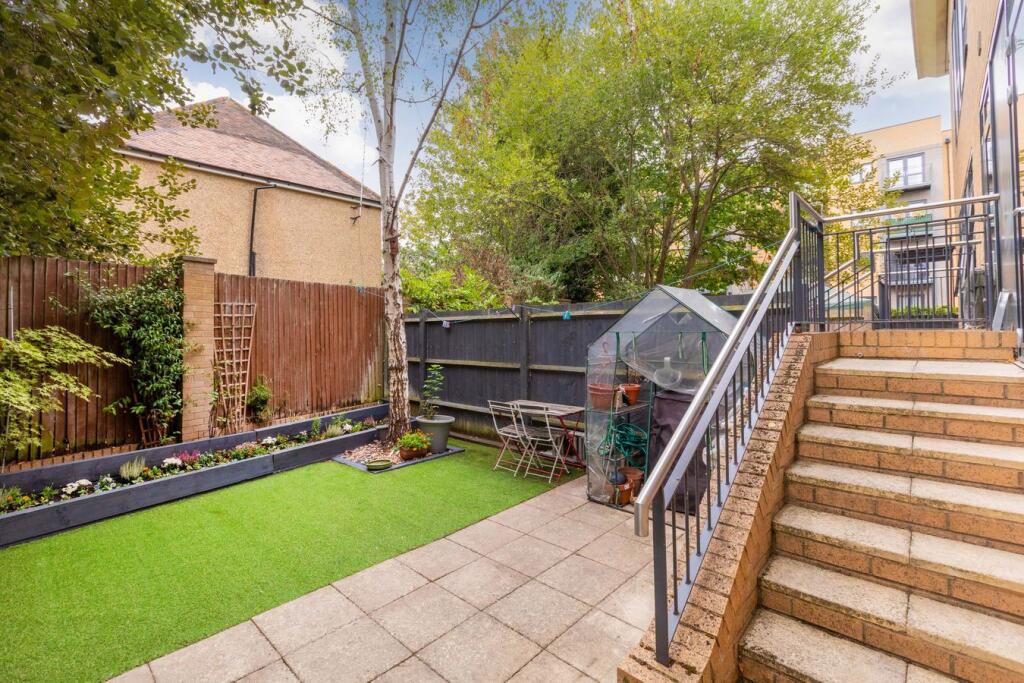 Main image of property: Clivemont Road, Maidenhead, SL6