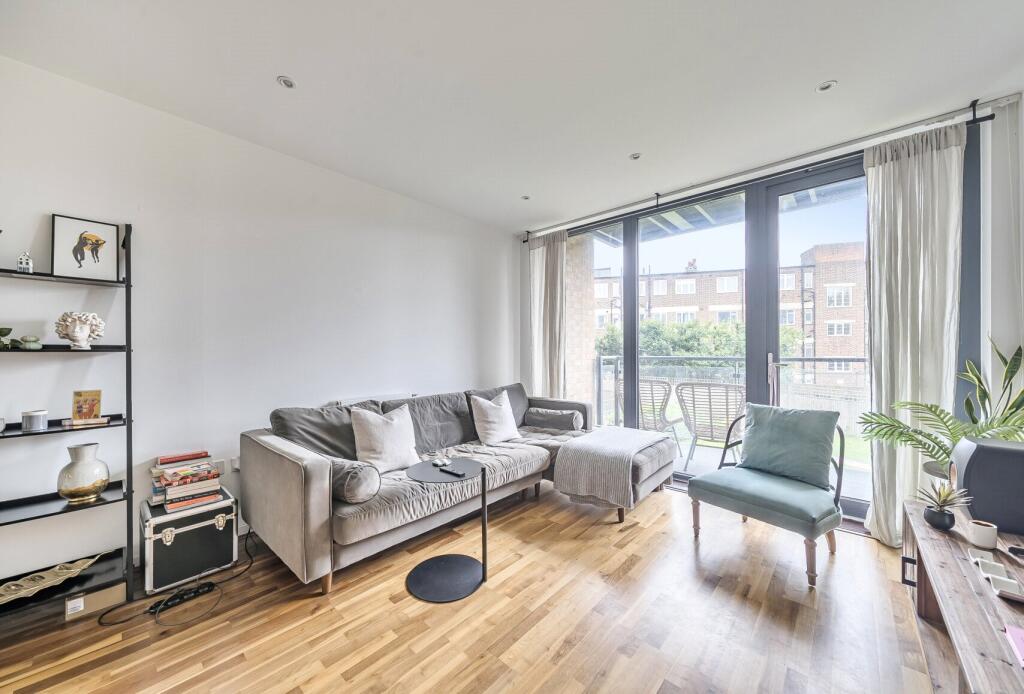 Main image of property: Penrose Court, 20 Boundaries Road, London, SW12