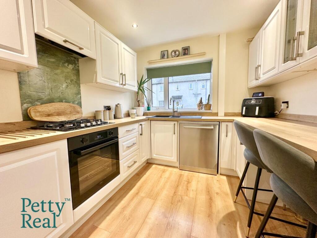 Holme Crescent, Trawden photo 3