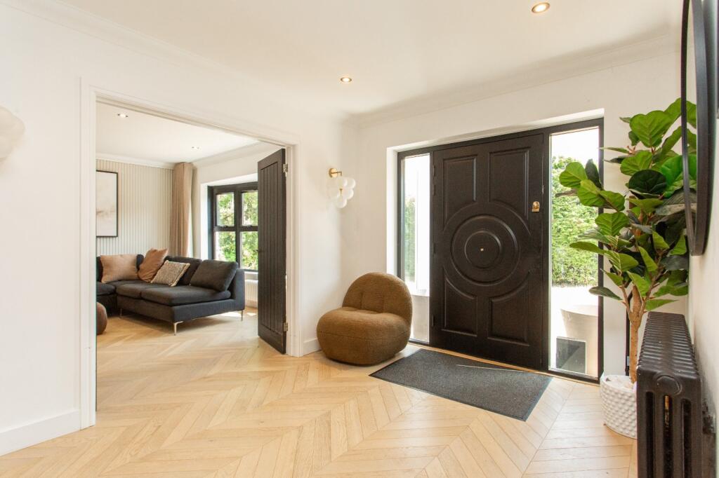 House in Canterbury - View 5