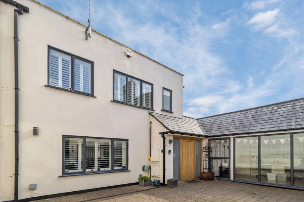 Main image of property: Uxbridge Road, Rickmansworth, WD3