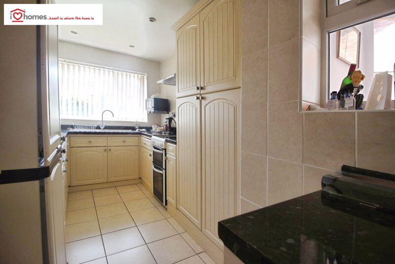 Byeways, Little Bloxwich, Walsall photo 4
