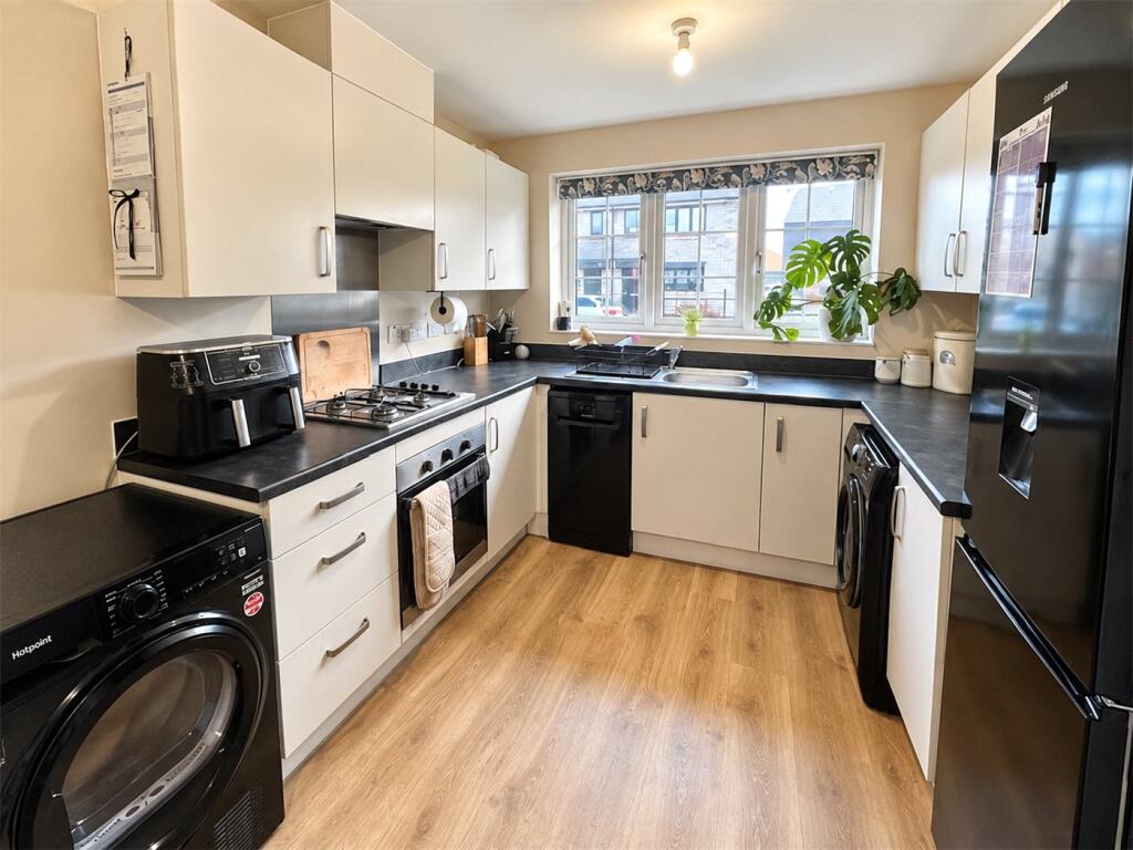 House in Nottingham - View 3