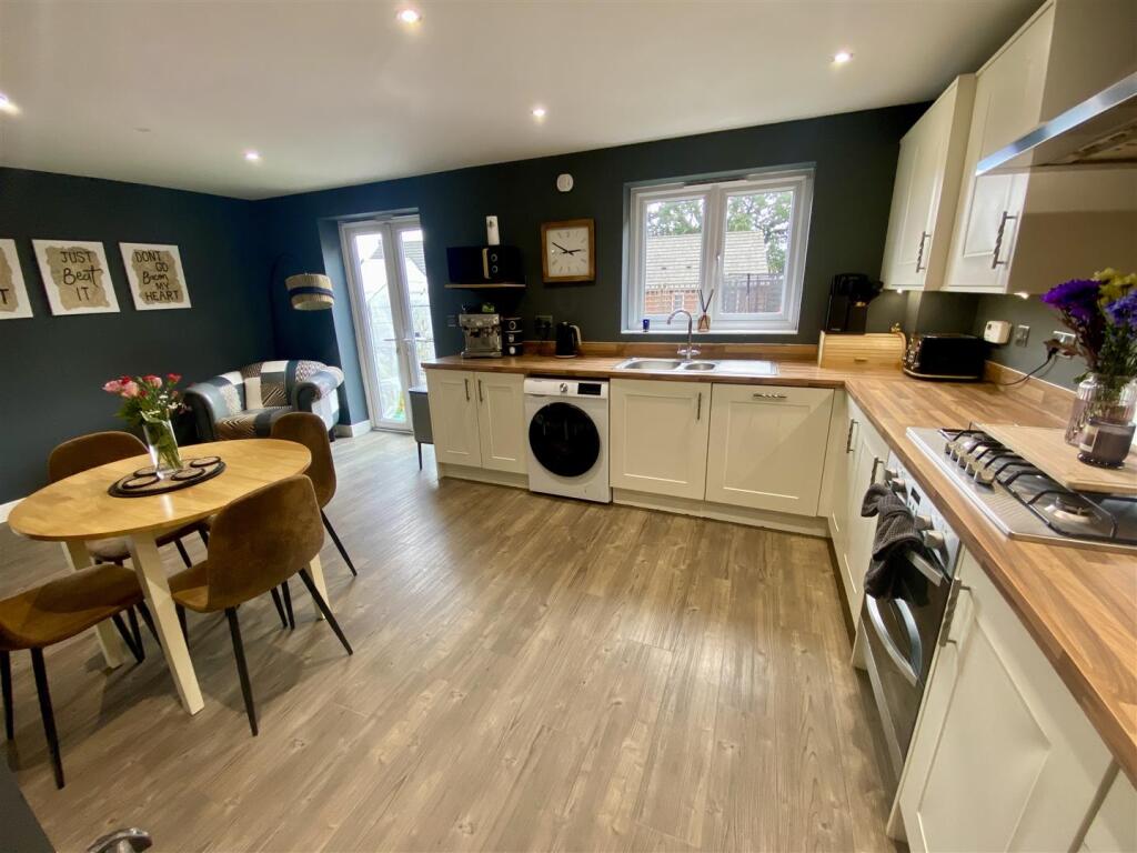 House in Leicester - View 2