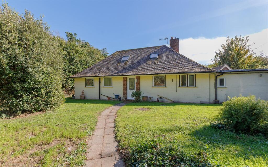 Main image of property: CHAIN FREE DETACHED BUNGALOW - Manor Road, Freshwater