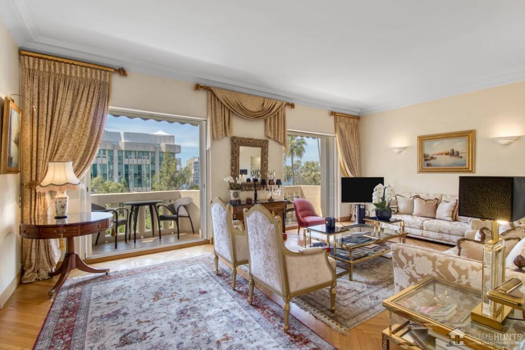 Main image of property: Provence-Alps-Cote d`Azur, Alpes-Maritimes, Cannes