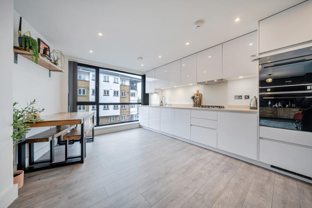 Main image of property: Homesdale Road, Bromley