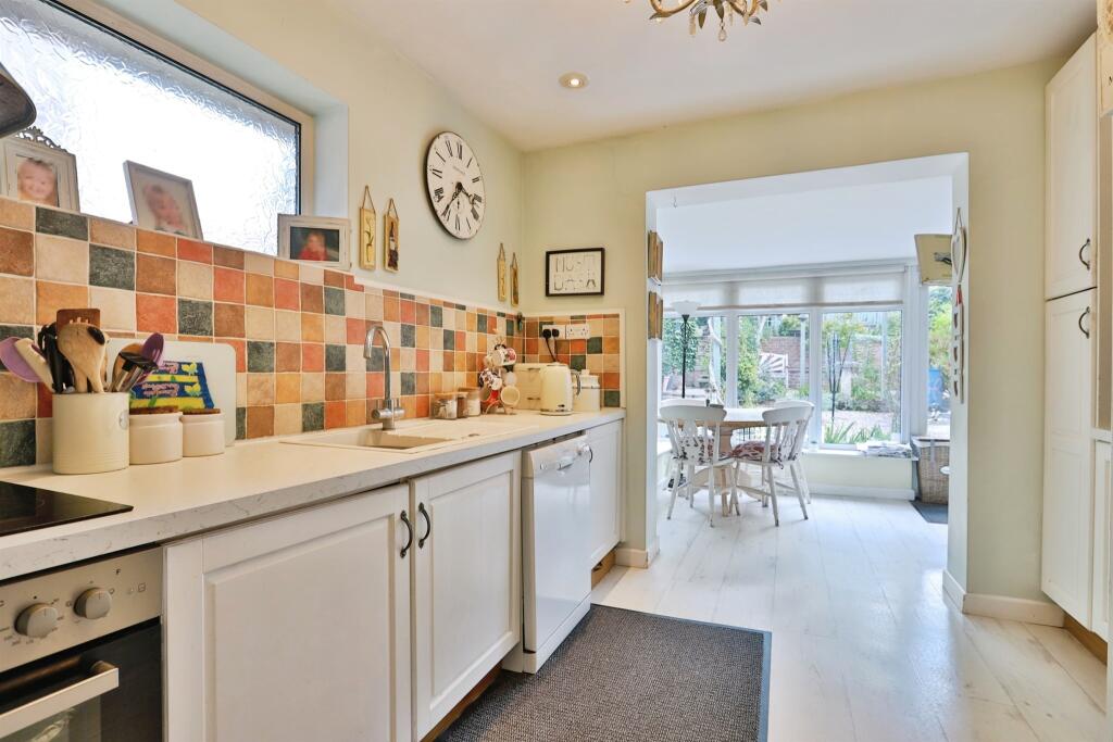 Westfield Road, Bournemouth photo 5
