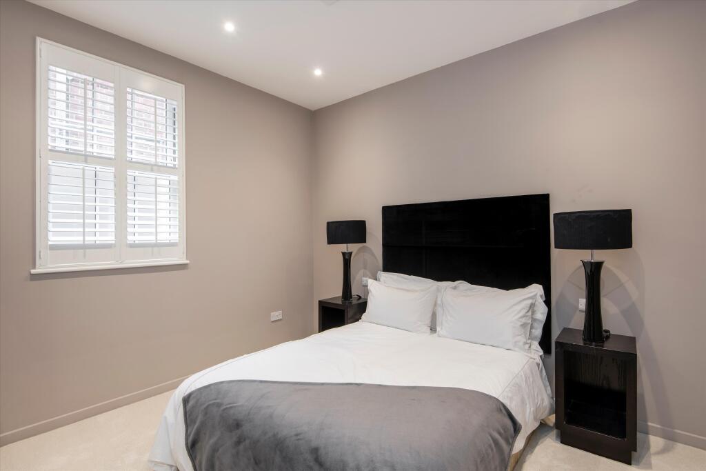 4 bedroom terraced house for rent
