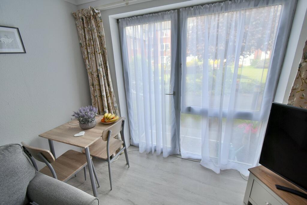 Ringwood Road, Ferndown, BH22 - Ansicht 4