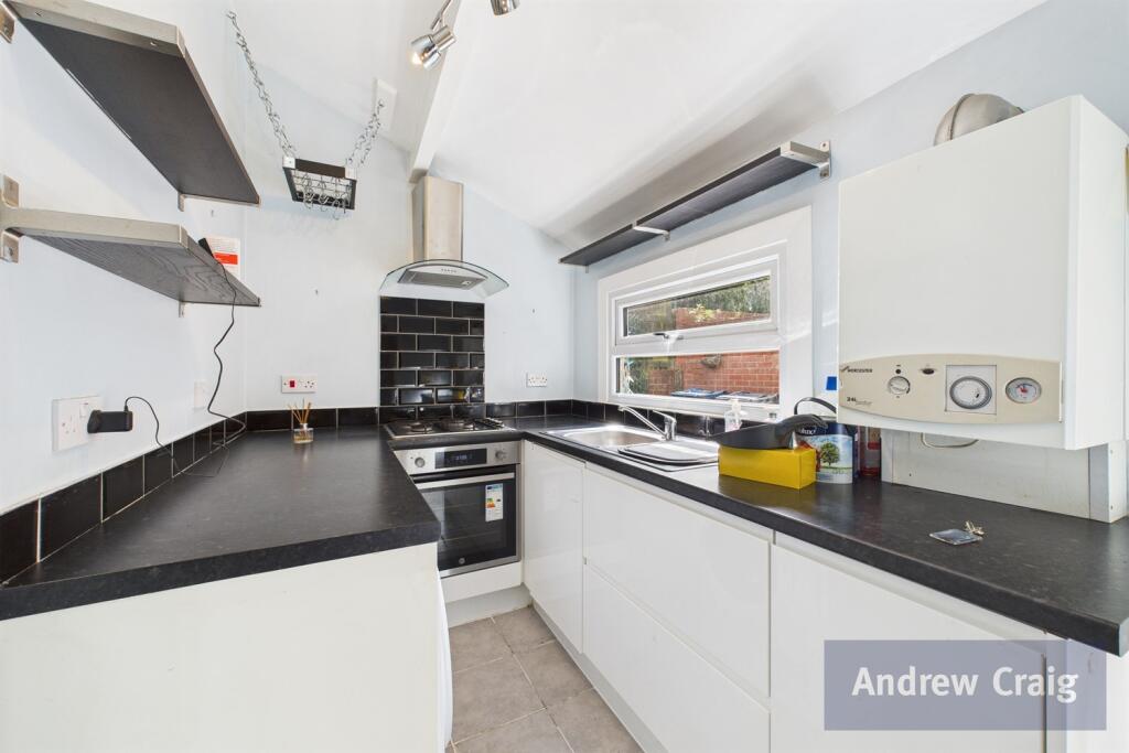 House in South Tyneside, Boldon Colliery - View 4