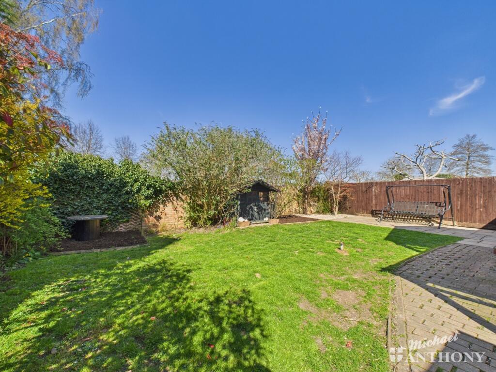 Dean Close, Aylesbury - View 3