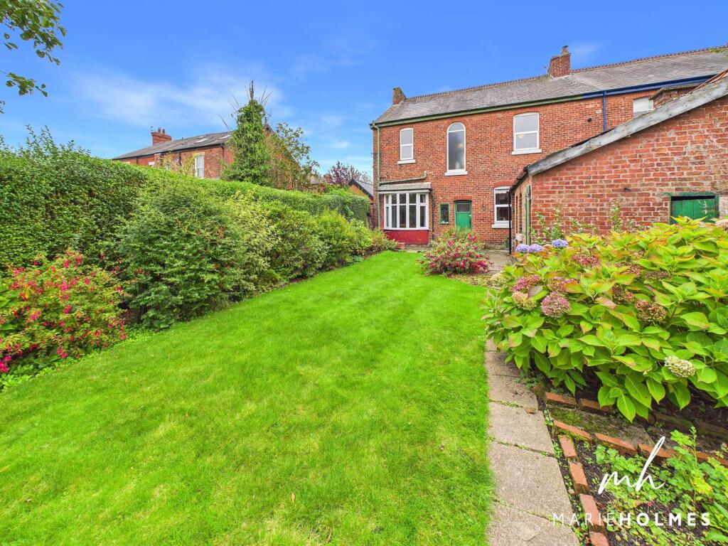 House in Preston - View 2