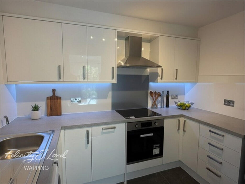 Main image of property: 2 Durward Street, London E1