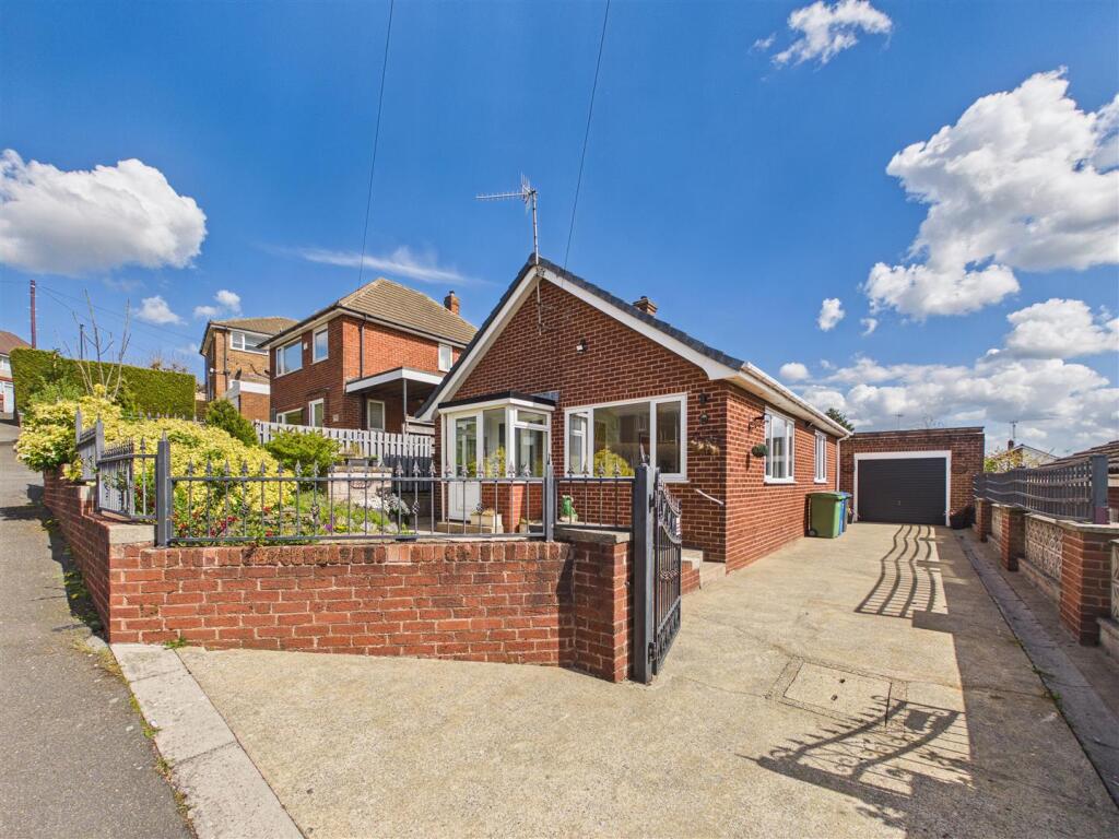 Main image of property: 4 Newbridge Street, Old Whittington, Chesterfield