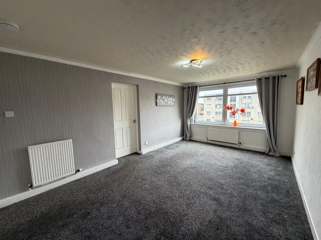 Apartment in Kilmarnock - View 2