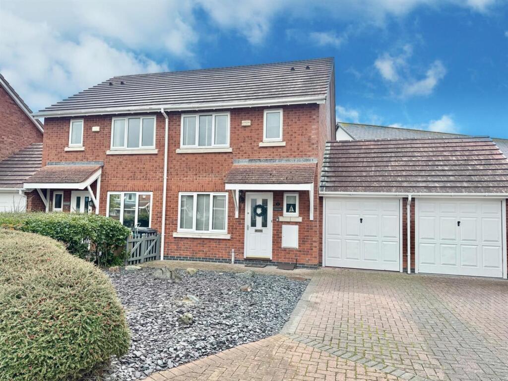 Main image of property: Gwynt Y Mor, Conwy