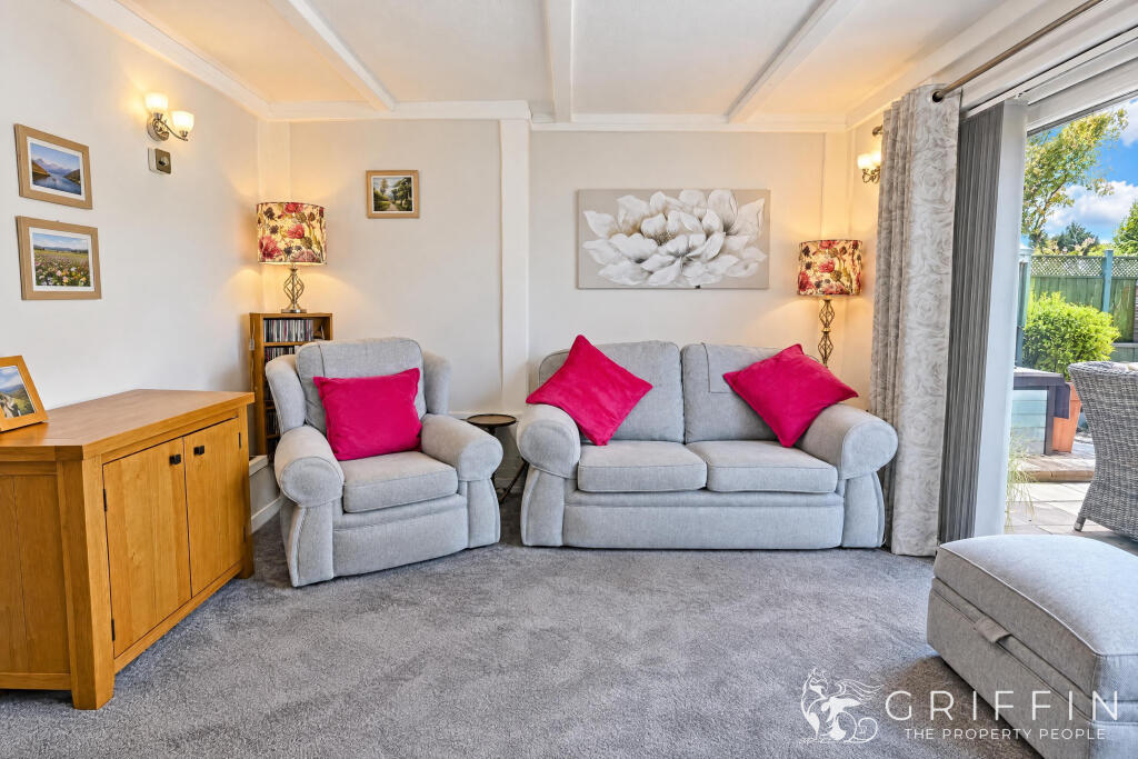 Gifford Green, Pitsea, SS13 photo 3