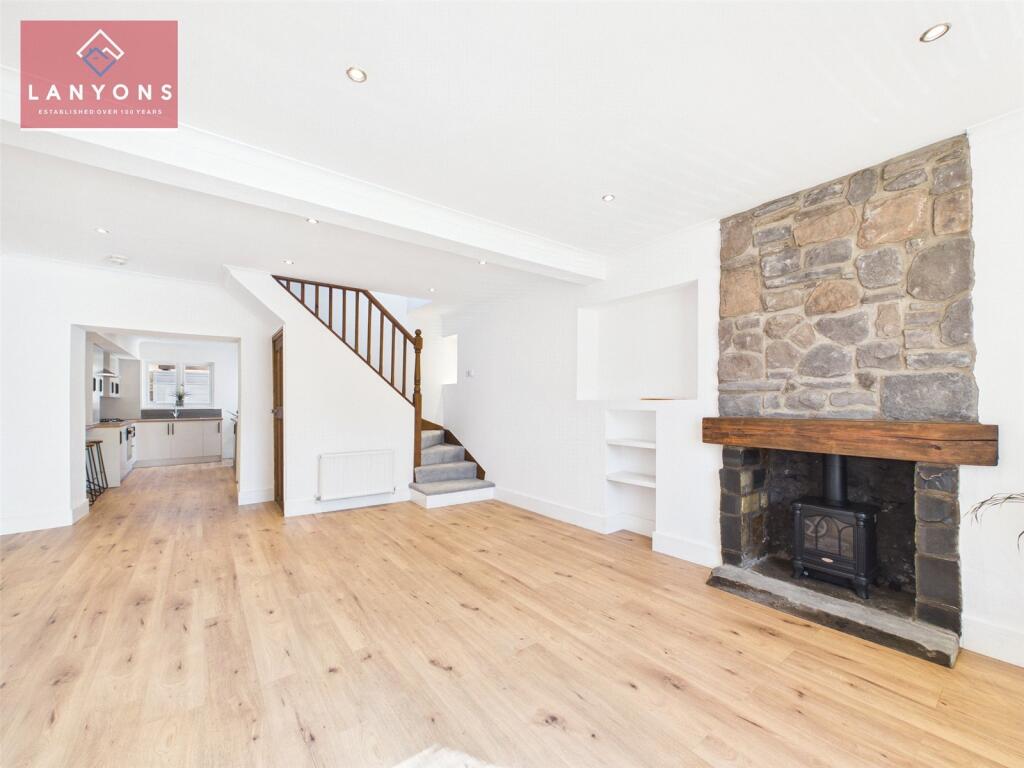Charles Street, Clydach Vale, Tonypandy, Rhondda Cynon Taf, CF40 - View 3