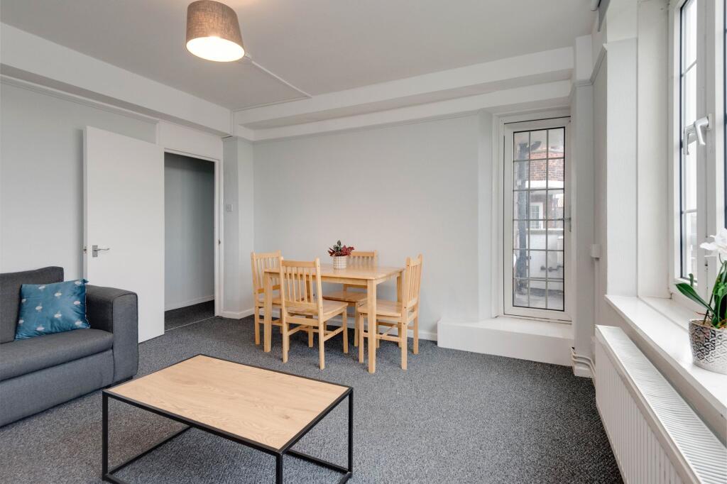 Apartment in London - View 3