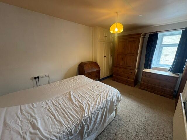 House in Carleton in Craven, Carleton - More
