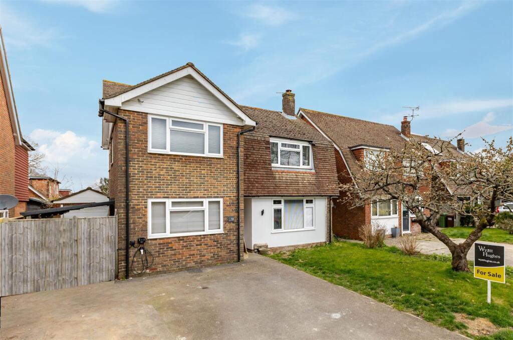 Main image of property: Battle Gates, Battle