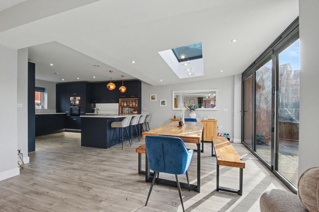 Reed Close, Swanmore, SO32 photo 3