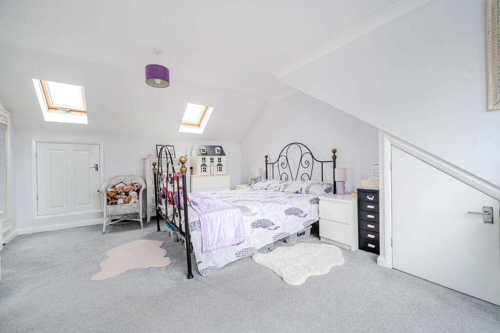 Bridorley Close, Pagham, Bognor Regis PO21 photo 4