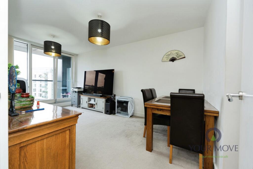 Apartment in Dacorum, Moorend - More