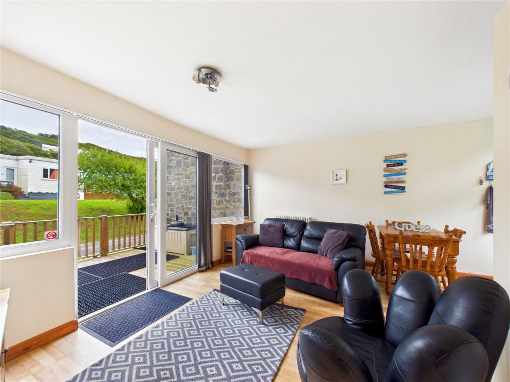 House in Swansea, Nolton and Roch - View 4