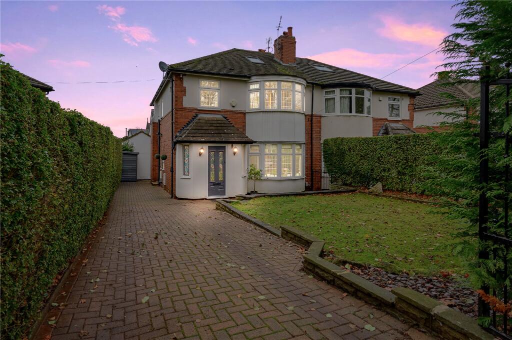 Main image of property: The View, Lidgett Park, Roundhay, LS8