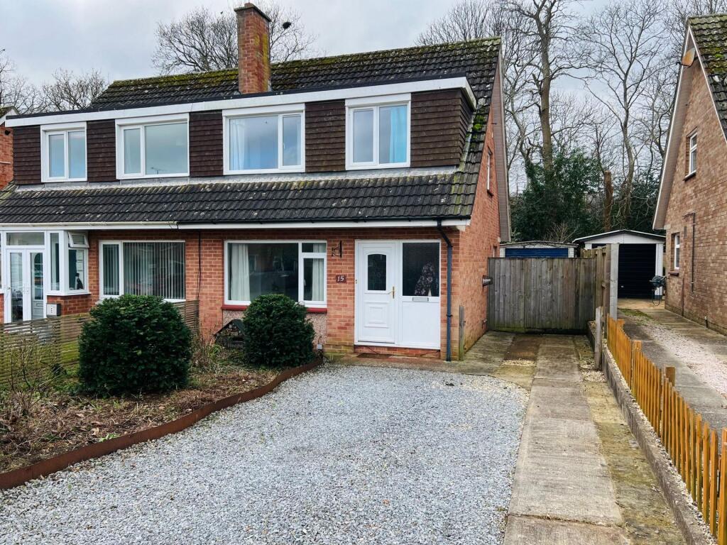 3-bed semi-detached on Kingsdown Crescent, Dawlish, EX7, £285,000