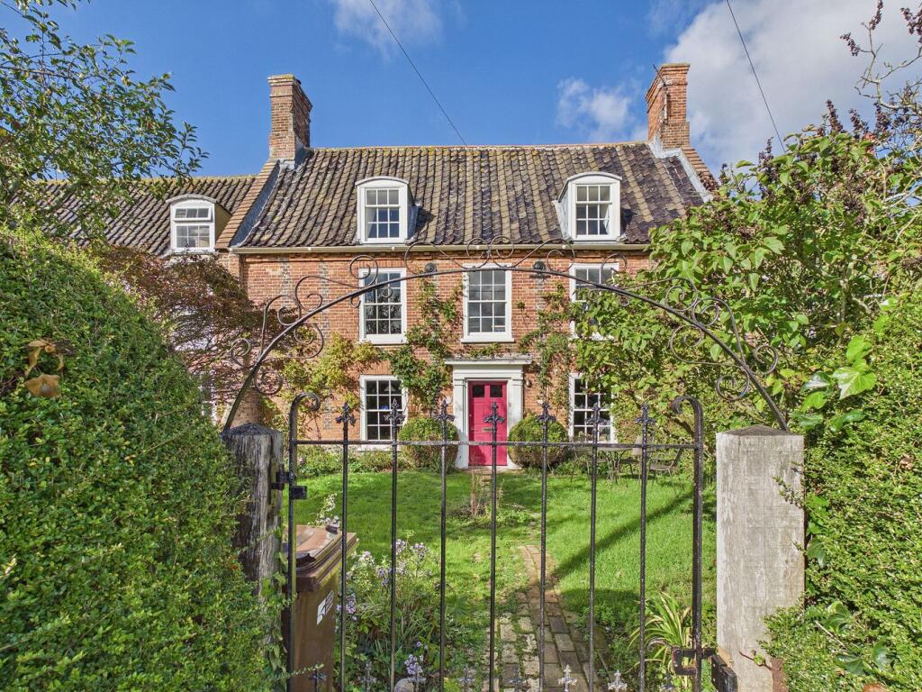 4-bed house on The Green, Aldborough, Norwich, NR11, £575,000