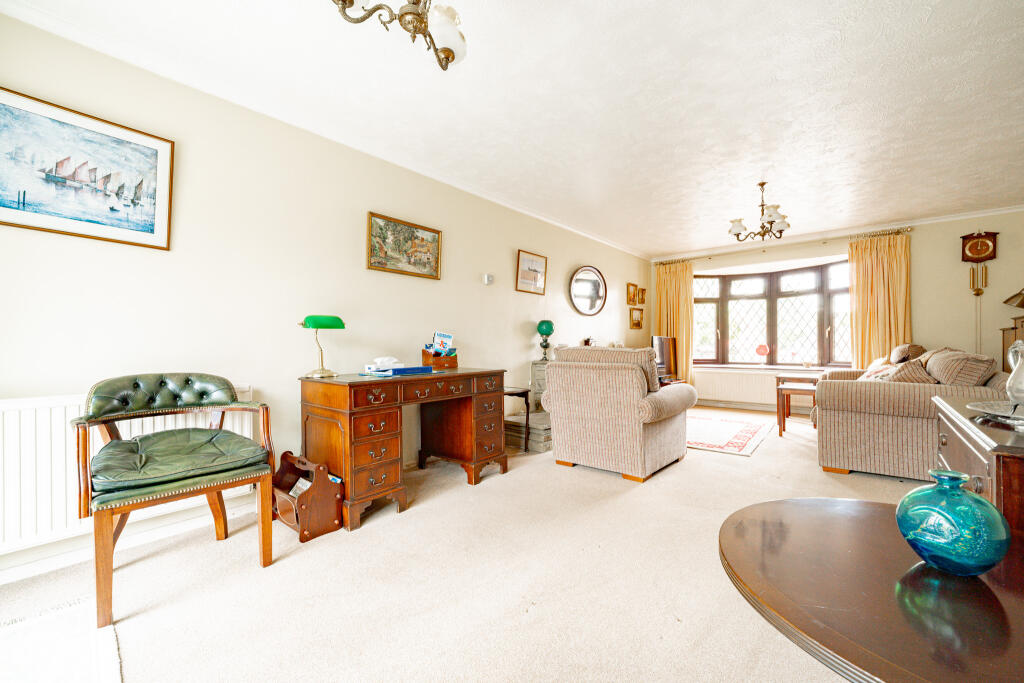 House in Eastbourne, East Sussex - View 4