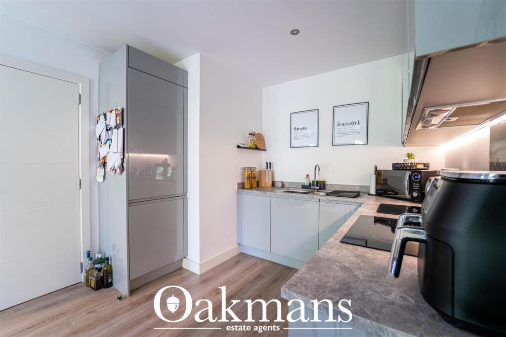 Apartment in Birmingham - View 5