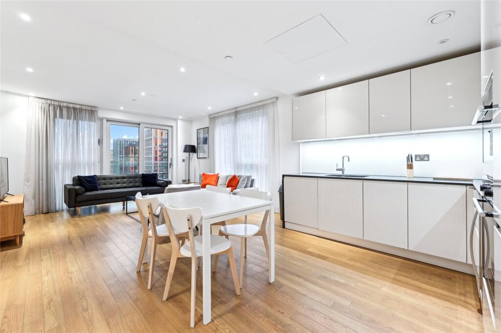 Apartment in London - View 2