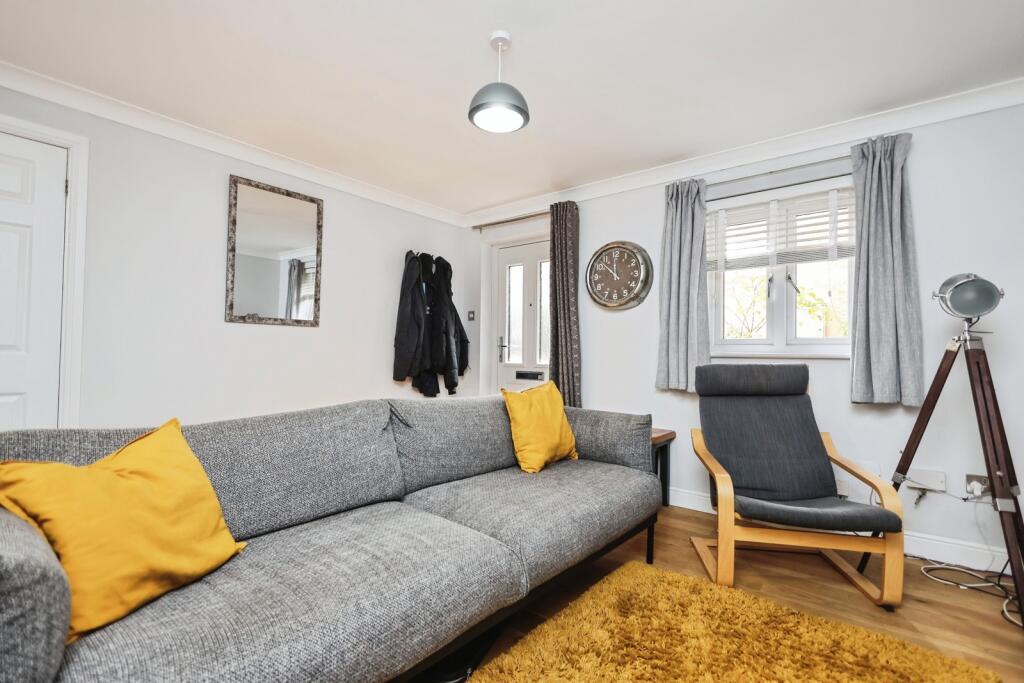 Apartment in Worcester - View 3
