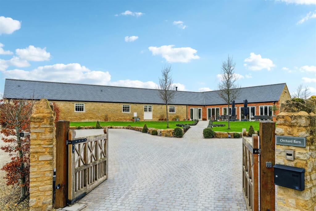 Main image of property: Stoke Goldington Road, Ravenstone, Olney