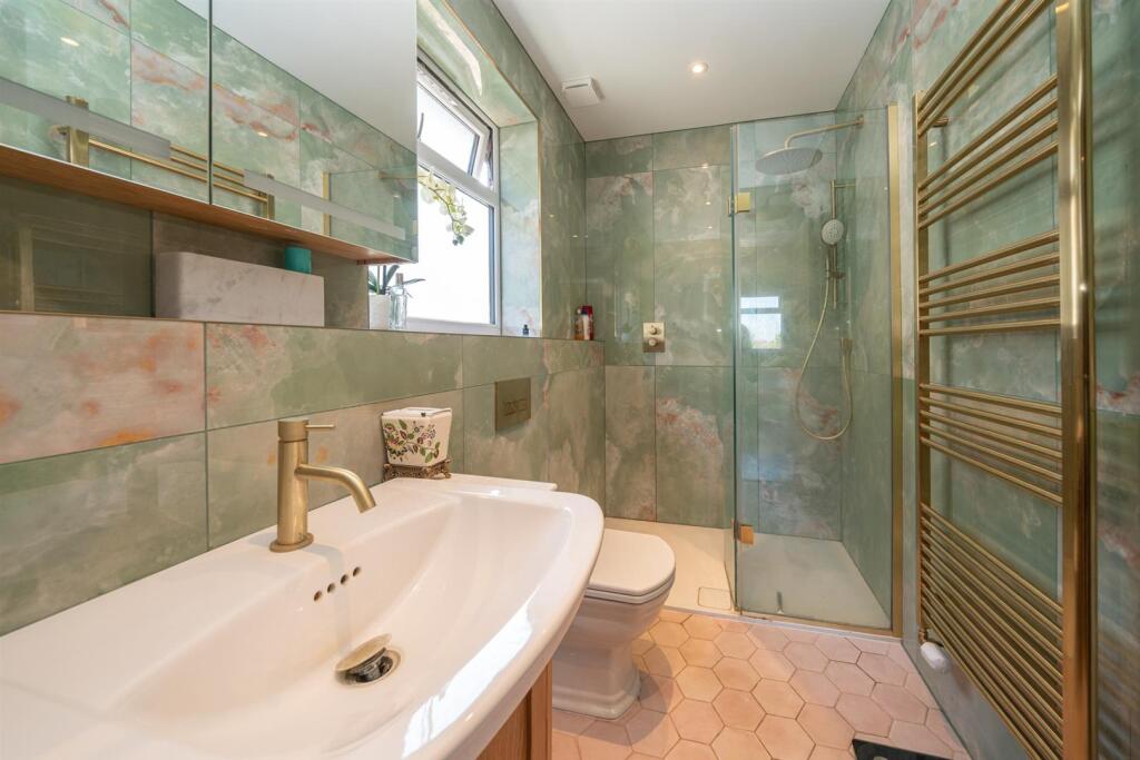 Additional image 23 of Ragged Hall Lane, St. Albans