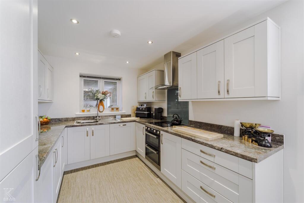 Buttermere Avenue, Bacup photo 2