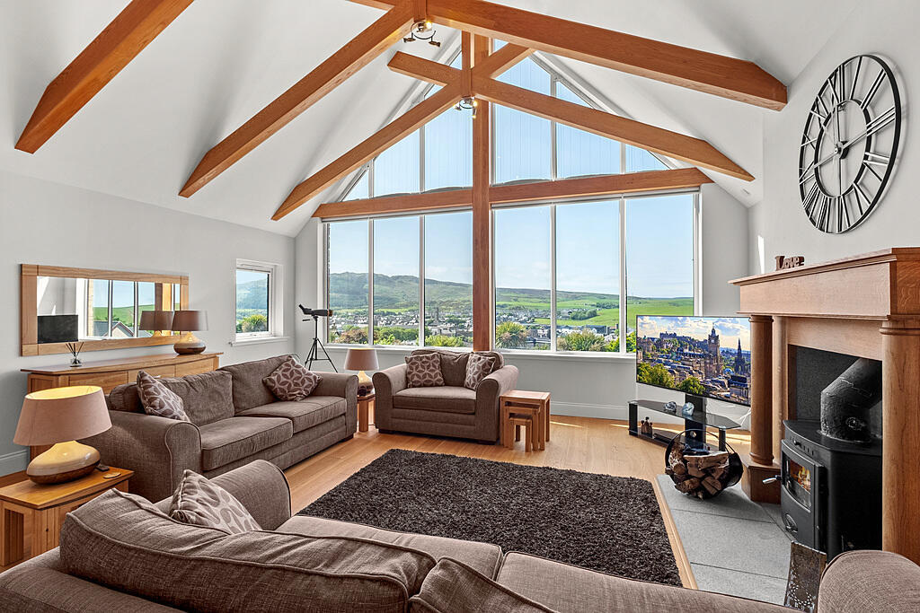 Craigowan Crescent, Campbeltown photo 4