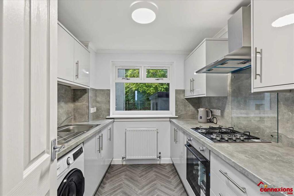 Robertson Drive, Calderwood, EAST KILBRIDE
