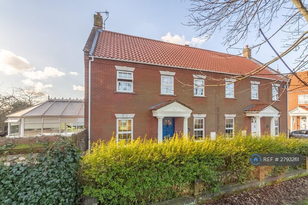 Main image of property: Norwich Road, Holt, NR25