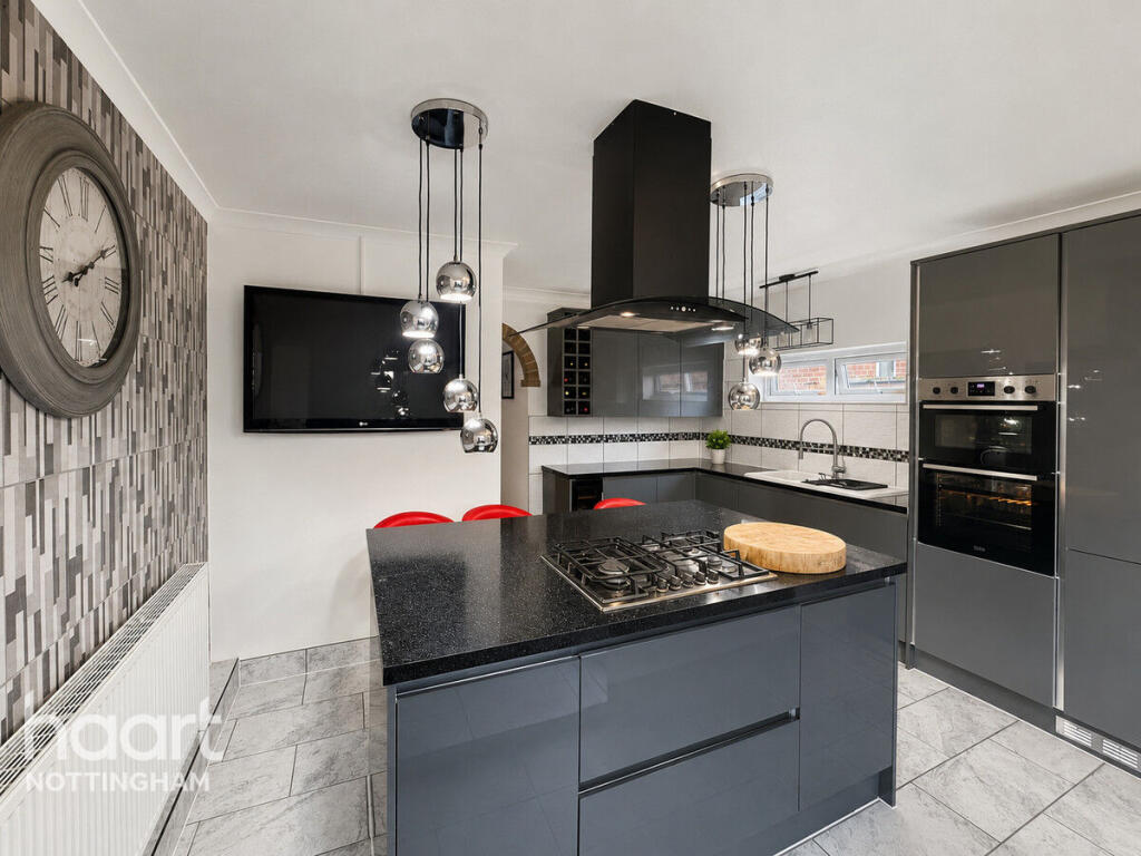 House in Rushcliffe, Radcliffe-on-Trent - View 3