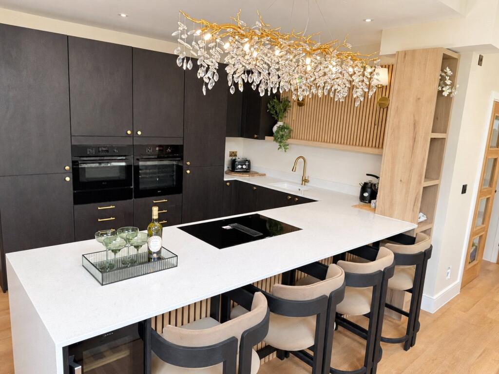 House in Redhill - View 4