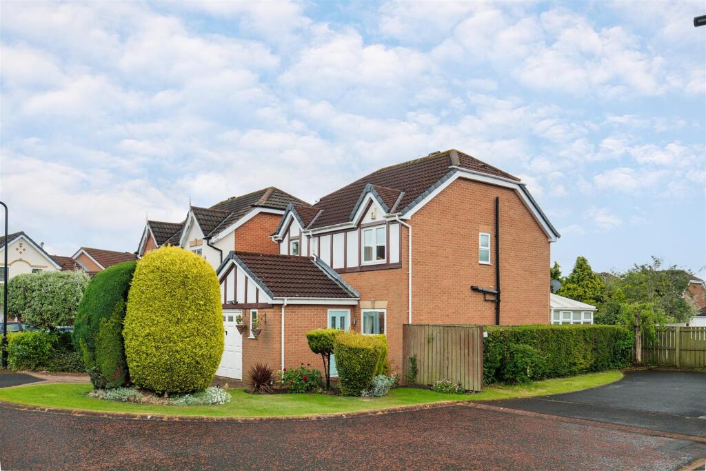 Main image of property: Manorfields, Benton, Newcastle Upon Tyne, NE12