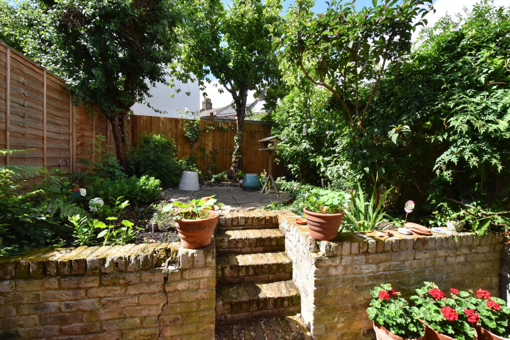 3 bedroom terraced house for rent