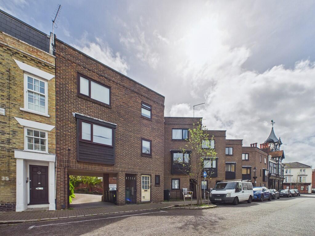 Main image of property: Great Southsea Street, Southsea